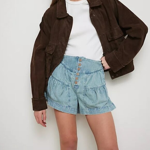 FREE PEOPLE Pants - NWT We The Free Fleur Denim Shorts - Belle Blue